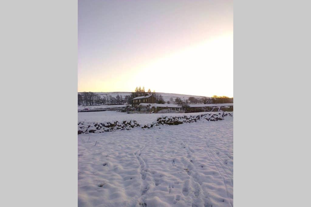 Stones Cottage Farm, Nr Haworth, Family Friendly, Work Friendly, Gaming Barn, Crafting, Free Wifi, Free Parking, Ev Point Oxenhope Exteriér fotografie